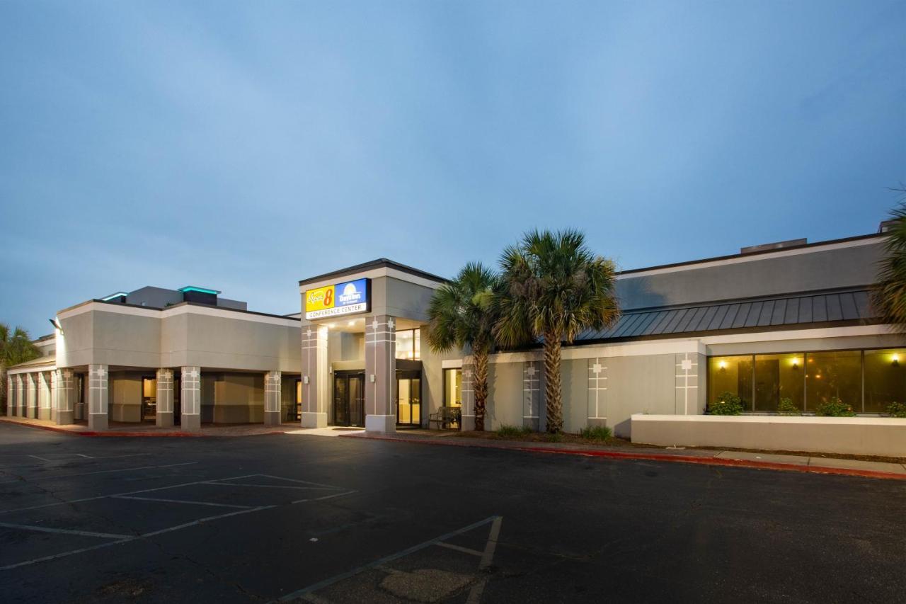 Super 8 By Wyndham Mobile I-65 Exterior foto